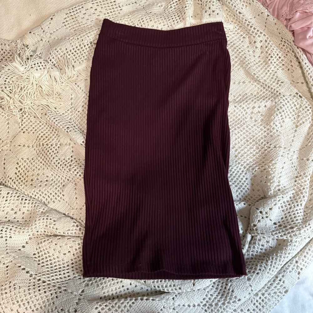 Harlowe & Graham Red Midi Ribbed Pencil Skirt